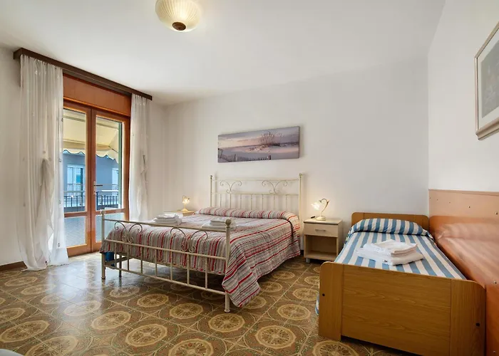 For Tourist Use דירה *