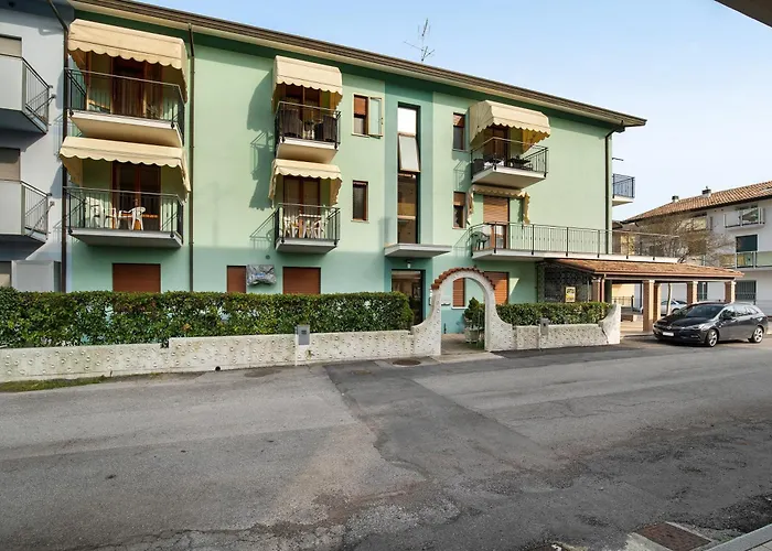 דירה For Tourist Use לידו די ג'סולו