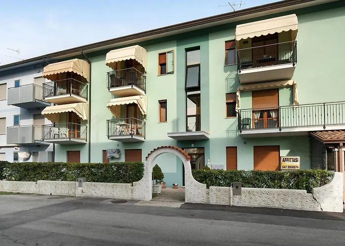 For Tourist Use * לידו די ג'סולו